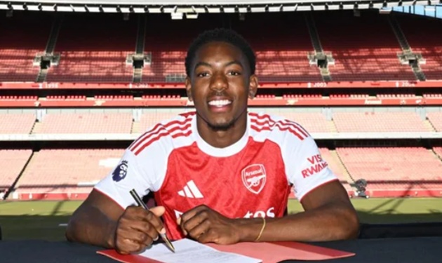 Arsenal trói chân tài năng trẻ Lewis-Skelly, giấc mơ của Real Madrid tan vỡ